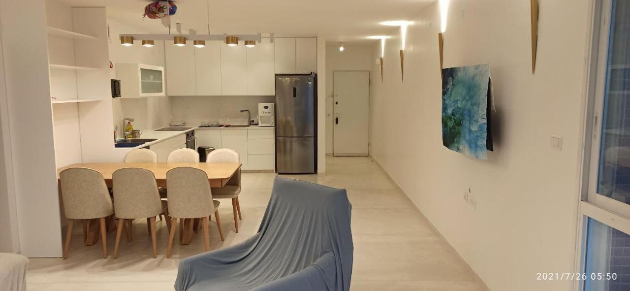 Nitsa Sea View Luxurious Apartment Netanya Esterno foto