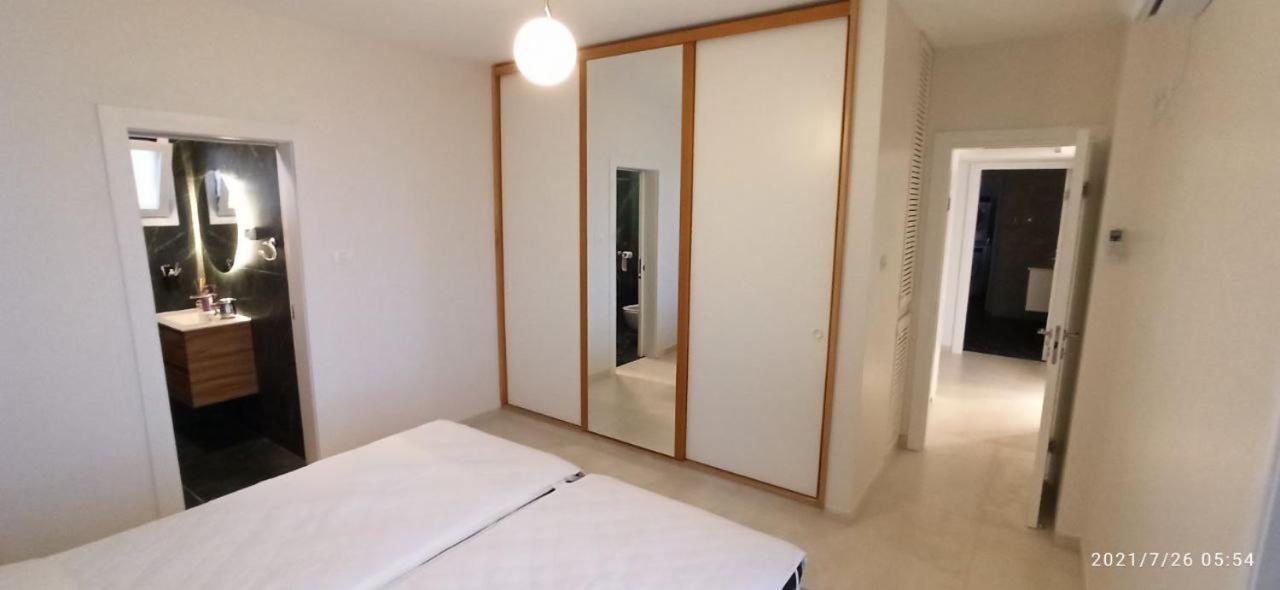 Nitsa Sea View Luxurious Apartment Netanya Esterno foto