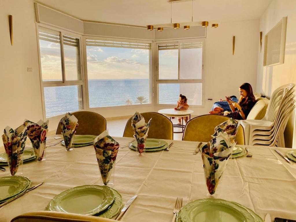 Nitsa Sea View Luxurious Apartment Netanya Esterno foto